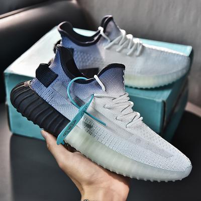 China Shock-absorbing fashion non-slip and wear-resistant men's shoes yeezy custom 350 flymesh clog shoe sports shoes for sale