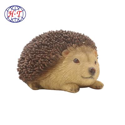 China Europe Wholesale Resin Statues Animal Hedgehog , Custom Design Garden Animal Hedgehog Resin for sale