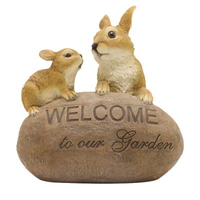 China Wholesale Europe Hands Realistic Sculpture Crafts Resin Animal Decor , Rabbit Statues Garden Decoration for sale