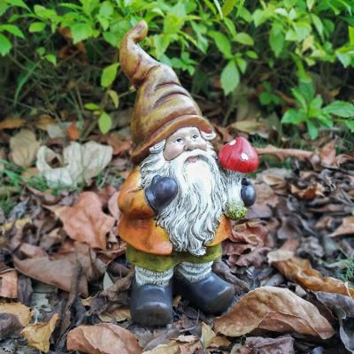 China Europe Resin Garden Decor Autumn Harvest Gnome Statue, wholesale %Polyresin Stake Mushroom Gnome Figurine for sale