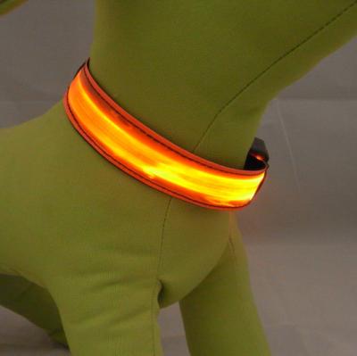 China Glow In The Dark Pet Viable Accessories Nylon Led Flashing Dog Collars for sale