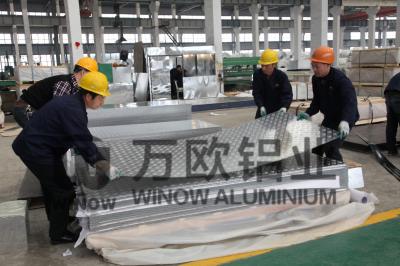 Chine Intense luminosité 5005 5052 tabliers d'aluminium/plat contrôleur d'alliage pour la décoration à vendre