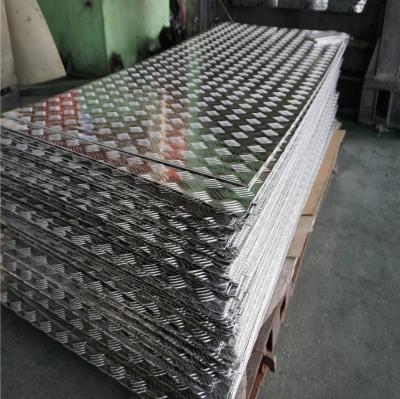 China Aircraft Aluminium Checker Plate Embossed Tread Sheet 1.0 - 5.0mm Thickness for sale