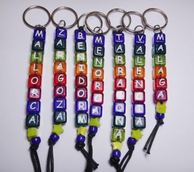 China DIY plastic alphabet letter key chain with name, 12mm plastic metal alphabet cube beads, zinc alloy plastic metal alphabet key chain for sale