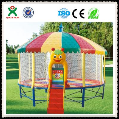 China Chtistmas Present Trampoline China Popular Trampoline With Carton Door for sale