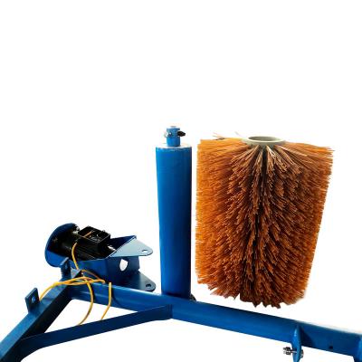 China Factory price and high quality high quality automatic cattle roller cleaning brush and farm application cow swing brush for sale