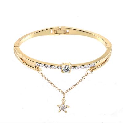 China Fashion Lead Free Nickel Free Wholesale Gold Plated Women Crystal Bangle Alloy Star Charm Bracelet for sale