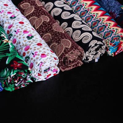 China Stock Anti Pill Flowers Fabric For Garment Sales Mixed Good Rayon Printed Woven Fabric 100% RAYON for sale