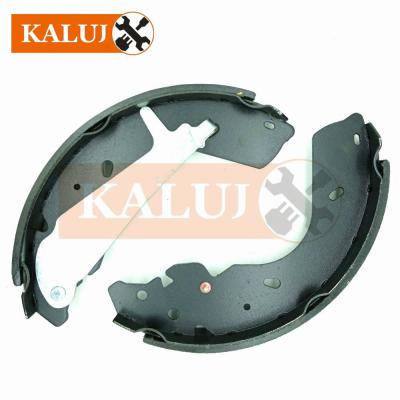 China 4373442 Car Chassis Brake Shoe Assembly For Fiat/Abarth/Autobianchi/FSO /Innocenti/LANCIA/Seat/YUGO/Zastava RITMO (138A_) for sale