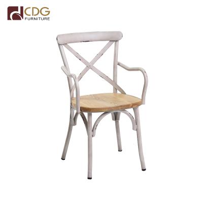 China Comfortable Restaurant Vintage Dining Chair Metal Frame Wooden Seat Cafe Armchair for sale