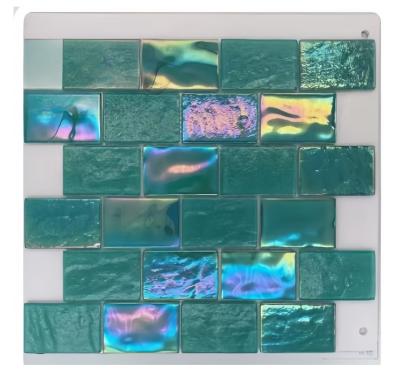 Cina Piastrelle di piscina in mosaico in ceramica da 300*300 mm per villa sauna Blu cristallo stile di design moderno in vendita