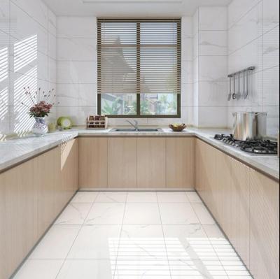 China 300x600mm White Glossy Ceramic Wall Tile for Bathroom and Kitchen Border Renovation for sale