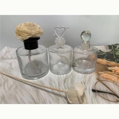 China Fashion Aromatherapy Diffuser Professional Personal Care Factory Decorative Glass Bottle for sale