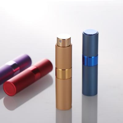 China Eco-Friendly Recyclable In Stock 8ml Travel Aluminum Case Glass Vial Twist Up Refillable Perfume Atomizer for sale