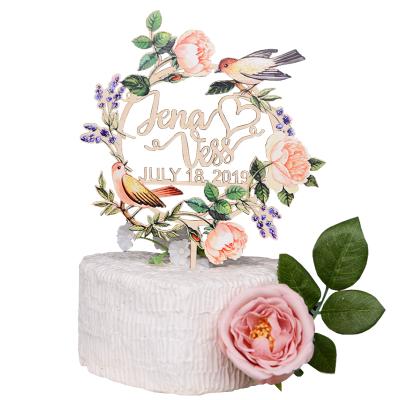 China Personalizable Wooden Cake Topper For Wedding, Personalized Floral Wedding Cake Decoration, Wedding Sign With Garland for sale