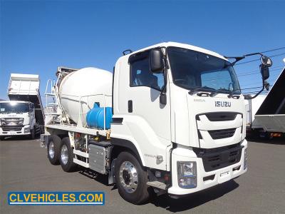 China ISUZU GIGA 6X4 380hp 8CBM Mobile Cement Mixer Truck for sale