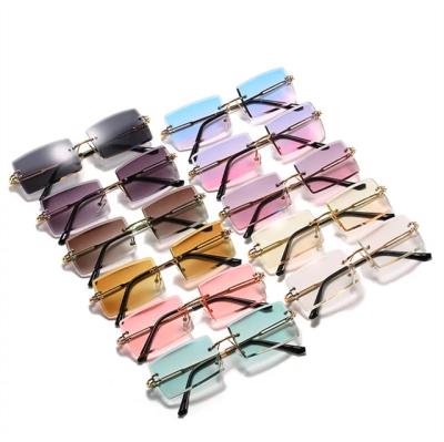 China Luxury Fashion Logo Women Rimless Rectangular Square Custom Made Sunglasses 2021 Fashion Frame Shades Sunglasses for sale