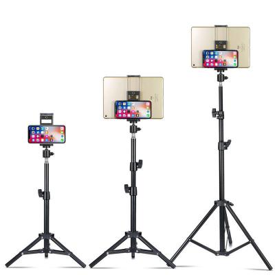 China Flexible 360 ​​Degree Floor Tripod Floor Stand Display Adjustable Retractable Rotating Telescopic Lazy Shelf Stand for sale