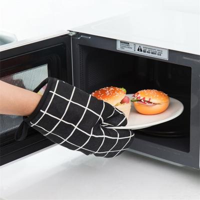 China Hot Pot Household Insulated Microwave/Oven/Microwave Oven Mittens Thickened Heat Resistant Oven Mitts for sale