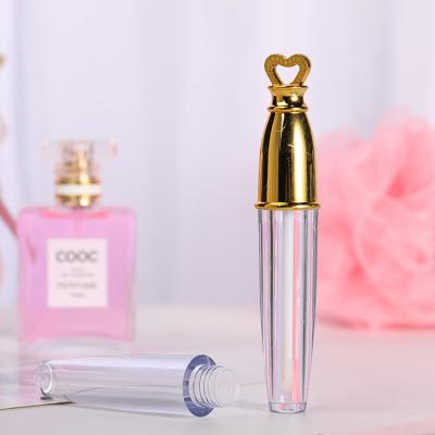 China New Arrival Lip Gloss Lip Gloss Tube 8ml Creative Love Golden Lid Lip Gloss Tube Lip Gloss Packaging Tubes for sale