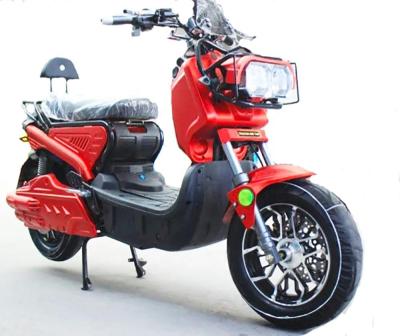 China Cheap high speed electric 2000W motorcycle for adult vespa model 130/90-10 for sale