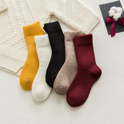 China Wholesale Autumn Winter Pure Wool Thermal Women's Crew Socks Antibacterial Lady Slouchy Socks From Manufacturer for sale