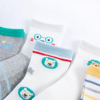 China Autumn Women Ankle Socks Children's Cartoon Stripe Best-Selling Ankle Socks Fashion Women's Sweat-absorbent Socks for sale