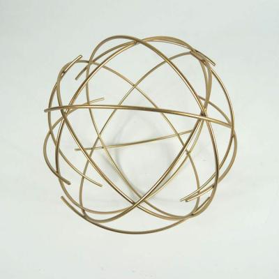 China Unique Design Wrought Iron Garden Ball 18.5*18.5*18.5CM for sale