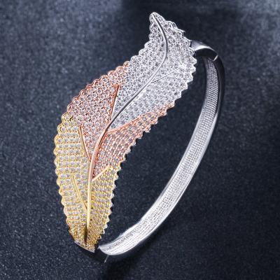 China 605443244191/4 Cute Clear Sparkling Marquise Cut Leaf Cubic Zirconia CZ Crystal Bracelets for Women or Bride or Bridesmaid to Wedding for sale