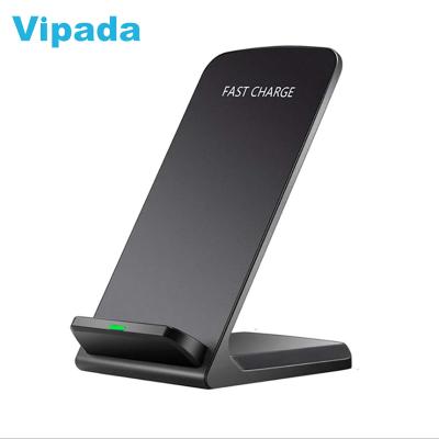 China New Q740 Mobile Phone Portable Vertical Wireless Charger 10W Platform Dual Coil Fast Charging Desktop Bracket For Smart Mobile Phone for sale