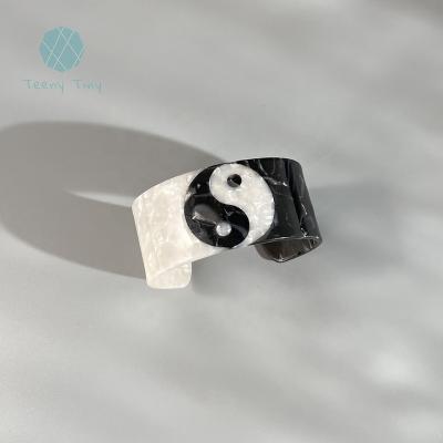 China Teenytiny Yin Yang Resin Bracelet Woman Tai Balance Chi Balance Women's Bracelets Yoga Casual/Sporting Unique Handmade Jewelry for sale