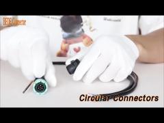 Waterproof Circular Connectors 450V 20A Self Locking PA66 Material