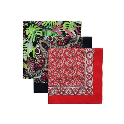 China 100% Classic Paisley Printed Headwear Bandana Wholesale Multifunctional Colorful Wind Resistant Cotton Square Breathable Custom Fabric Customized Bandana for sale