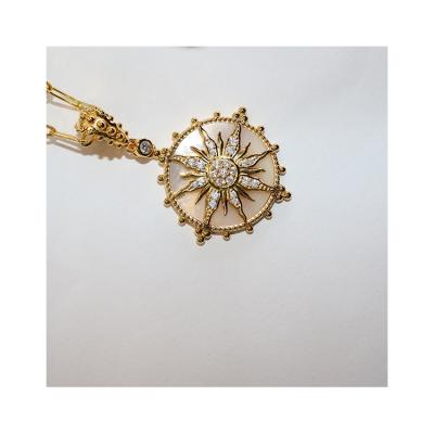 China Hot Sale Best Price Gold Vintage Fashion Jewelry Sun Series Chain Necklace for sale