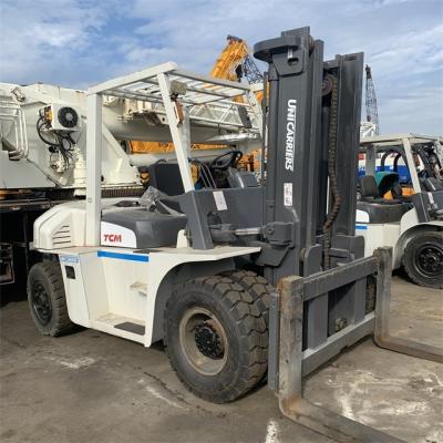 China Building Material Shops Good Price Original Japan TCM FD70 Diesel Forklift For Sale , 7 Ton Used Forklift for sale