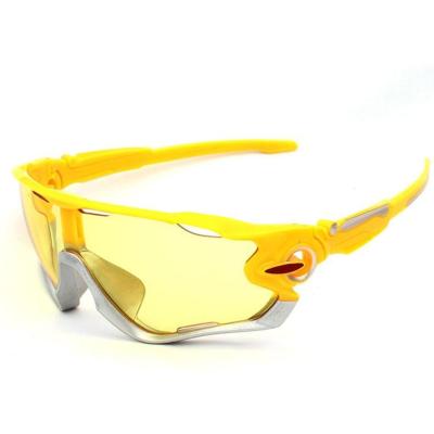 China New Outdoor Cycling Windproof Goggles Sunglasses Sand Proof Oversized One Piece Bike Driving Sports Sunglasses for sale