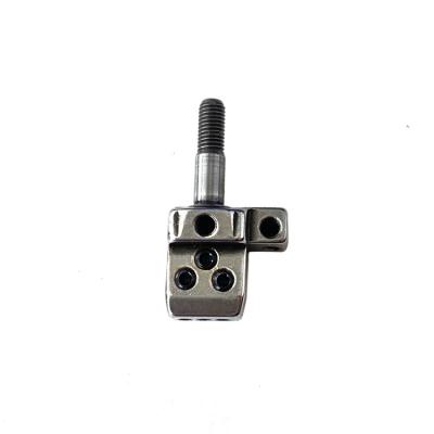 China SIRUBA SEWING MACHINE M4356 SEWING MACHINE SPARE PARTS INDUSTRIAL NEEDLE Clamp FOR SIRUBA SEWING MACHINE for sale