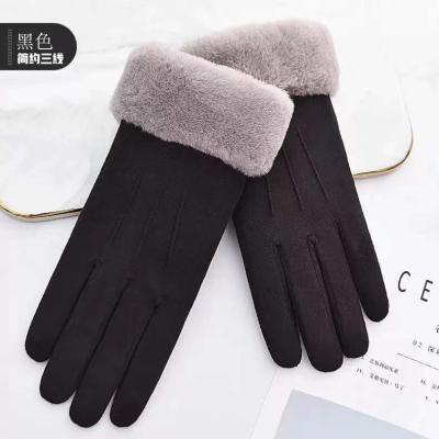 China Plus Velvet Gloves Fall/Winter Ladies Where Students Can Cold Warmer Windproof Touch Screen Suede Velvet Cycling Korean Cute Gloves for sale