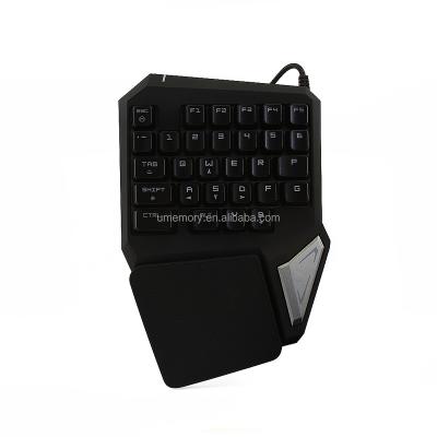 China Newest Delux T9 Pro ERGONOMIC Left Hand Mini Gaming Professional Ergonomic Keyboard Mini Gaming Keypad for sale