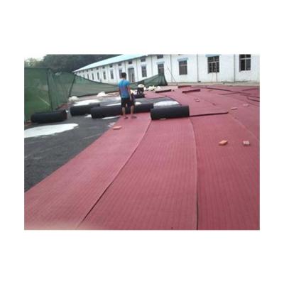 China Eco - Friendly Sandwich Track Material Synthetic Rubber Spray Coat Rubber Runway Flooring for sale