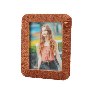 China Newest Design Rope Natural Environmental Material Handmade Paper Photo Frame Photo Frame Latest for sale