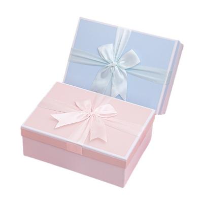 China Recycled Materials Bows Gift Box Cup Scarf Birthday Gift Bag Shirt Pink Blue Underwear Box for sale