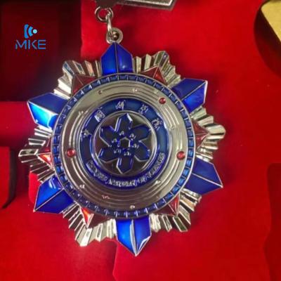 China Europe University Day Souvenir Gifts School Logo Award Metal Medals Foundation Suppplars for sale