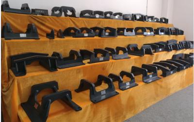 China Doosan DH220 Excavator Track Guards Dozer Rock Guards Link for sale