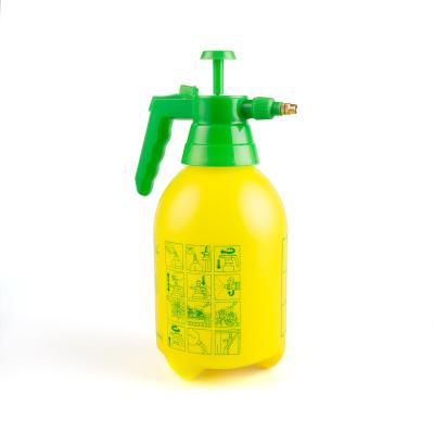 China Durable 2Liter Plastic Garden Trigger Hand Pressure Sprayer Pump Spray Watering Bottle for sale