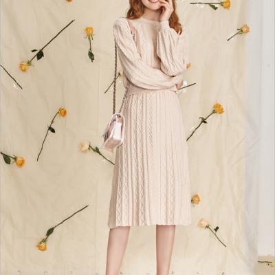 China Winter Anti-Static High Quality Women's Sweater Set Loose Cable Knitted Two Piece Sweater Skirt Sets 2 Piece Women's Skirt Suits Sets for sale