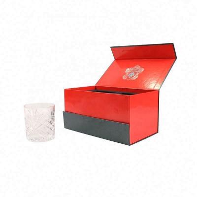 China Recyclable Luxury Gift Box With Lid Magnetic Folding Box Tray Folding Box Inner Black And Red Color for sale