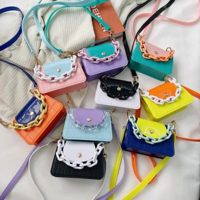 China 2021 Sale Jelly Bag Fashion Square Chain PVC Jelly Purse Hot Candy Color Small Handbags for sale