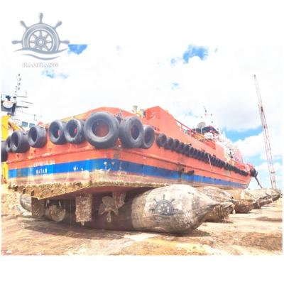 China Boat launching inflatable marine airbag for boat launching and landing lifting rubber airbag with factory price for sale