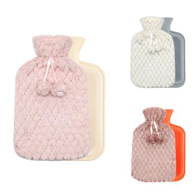 China Body Warmer Wholesale Hot Water Bottles 2000ml Rubber Hot Water Bag With Fluffy Cover for sale